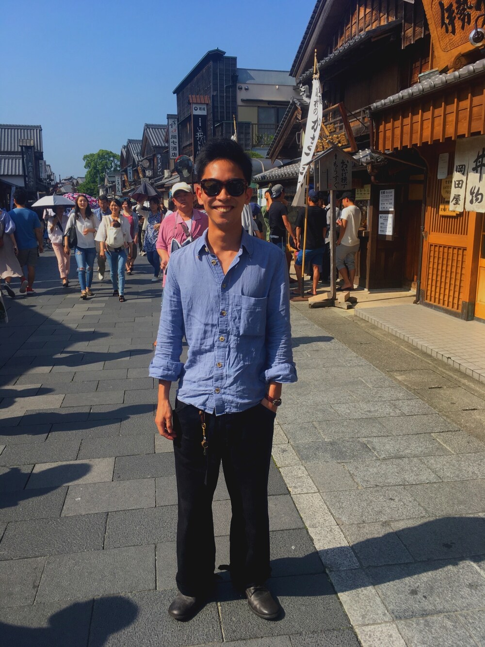 「Japan#Ise#shrine#holidays」｜「SUNSEAのアイテム（パンツ、ブラック系）」を使った、c.seijiさん（メンズ・165cm）の夏コーディネートの1枚目の写真