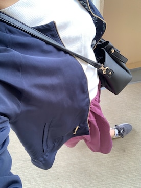 「スニーカー好きと繋がりたい」｜「アイテム（ブルゾン）」を使った、erer6さん（レディース・159cm）の春コーディネート