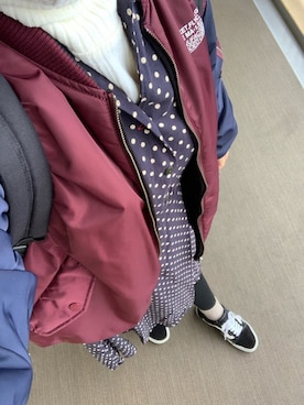 「スニーカー好きと繋がりたい」｜「アイテム（ブルゾン）」を使った、erer6さん（レディース・159cm）の冬コーディネート