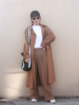 「beautiful people（ビューティフルピープル）のbeautiful people “SAIL CLOTH LOGOTAPE”ショルダートートバック（トートバッグ）」を使った、Hannnaさん（レディース・165cm）の秋コーディネート