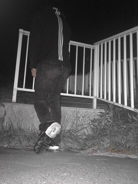 「シンプルおしゃれが好き」｜「アイテム（その他アウター）」を使った、®︎®️®︎さん（メンズ・180cm）の秋コーディネート