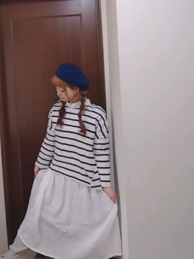 「部屋撮り」｜「アイテム（ハンチング/ベレー帽）」を使った、mek0さん（レディース・151cm）の春コーディネート