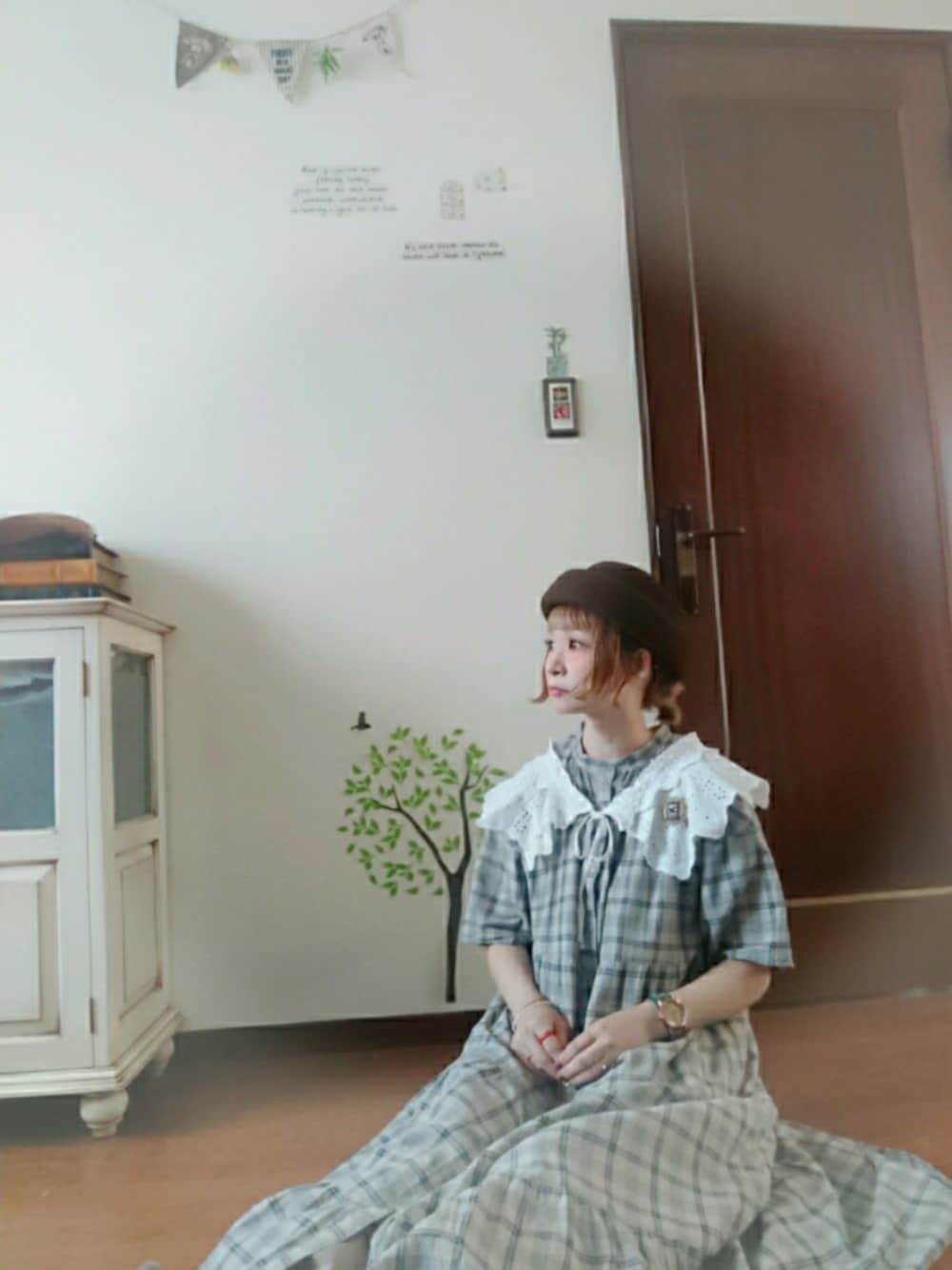 「sm2、サマンサ モスモス(Samansa Mos2)、スタディオクリップ(studio CLIP)、低身長コーデ、ロングワンピース、チェック、つけえり、モノトーン、いつもありがとうございます、おしゃれさんと繋がりたい」｜「Samansa Mos2のティアードシャツワンピース（シャツワンピース、グレー系）」を使った、mek0さん（レディース・151cm）の秋コーディネートの1枚目の写真