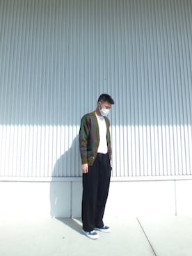 「BEAMS（ビームス）のアイテム（スラックス）」を使った、ikutoさん（メンズ・175cm）の春コーディネート