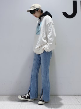 「JUNRED（ジュンレッド）のアイテム（スウェット）」を使った、shioriさん（レディース・164cm）の冬コーディネート