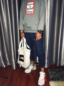 「Have a good time（ハバグッタイム）のアイテム（パーカー）」を使った、FonZeiZhaさん（メンズ・177cm）の春コーディネート