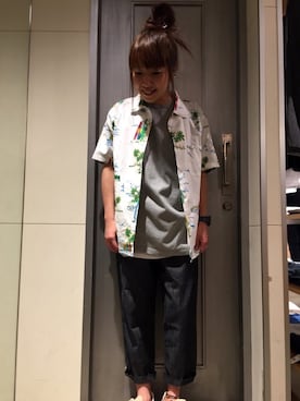 「アイテム（ヘアゴム）」を使った、SAYAKAさん（レディース・159cm）の春コーディネート