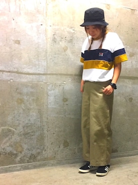 「BEN DAVIS（ベンデイビス）のアイテム（パンツ）」を使った、SAYAKAさん（レディース・159cm）の春コーディネート