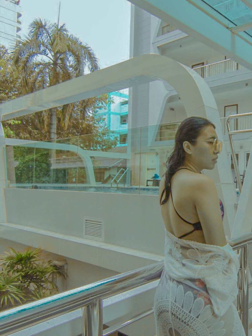 「summer、girl、VINTAGE、beach、ALLWHITE、baby」｜「etherealbeachwearのアイテム（水着、ホワイト系）」を使った、bweijieさん（レディース・165cm）の春コーディネートの1枚目の写真