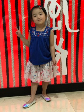 「seeds（シーズ）のアイテム」を使った、YuriFannyKitさん（キッズ・90cm）の秋コーディネート