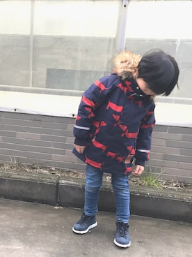 「Mini Rodini（ミニロディーニ）のアイテム（ジャケット/アウター）」を使った、♥Anan♥さん（キッズ・110cm）の冬コーディネート