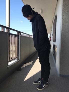 「URBAN RESEARCH（アーバンリサーチ）のアイテム（マウンテンパーカー）」を使った、亮太郎さん（メンズ・165cm）の冬コーディネート