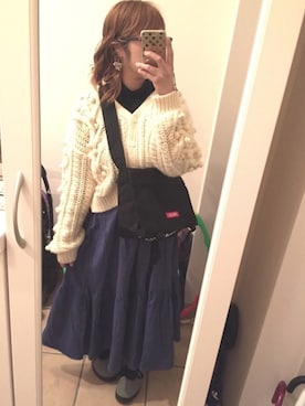 「ティアードスカート」｜「アイテム（メッセンジャーバッグ）」を使った、Sayuさん（レディース・153cm）の冬コーディネート