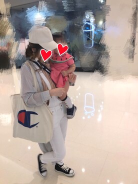 「TOMMY HILFIGER（トミーヒルフィガー）のアイテム（ワンピース/ドレス）」を使った、緑菟葵abbyさん（キッズ・80cm）の夏コーディネート