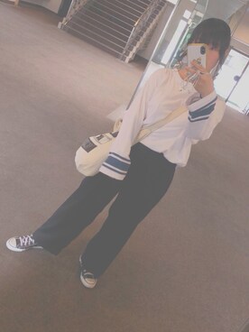 桜里奈さんのコーディネート