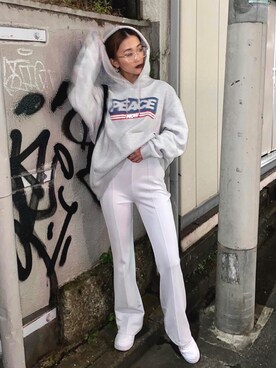 「H&M（エイチ・アンド・エム）のアイテム（パーカー）」を使った、miho_matsuishiさん（レディース・163cm）の秋コーディネート