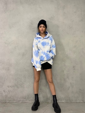 「厚底ブーツ」｜「アイテム（パーカー）」を使った、miho_matsuishiさん（レディース・163cm）の冬コーディネート