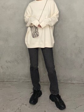 「シャギー」｜「アイテム（スウェット）」を使った、miho_matsuishiさん（レディース・163cm）の冬コーディネート