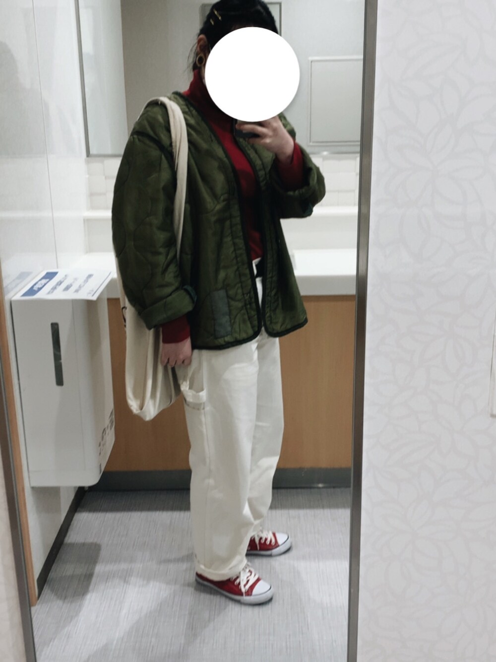 「used、vintage、アメリカ古着、フランス古着、ワークパンツ、ユーロワーク、ヨーロッパ古着」｜「GUのアイテム（ニット/セーター、レッド系）」を使った、３９さん（レディース・160cm）の冬コーディネートの1枚目の写真