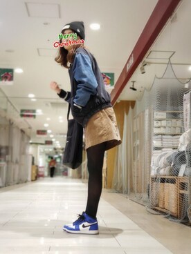 chan.maiさんの「コーデュロイミニスカート＋E」を使ったコーディネート
