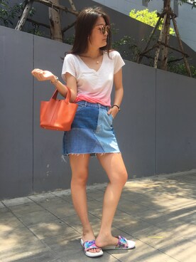 「アイテム（スリッポン、その他）」を使った、黄黄阿喜さん（レディース・167cm）の夏コーディネート