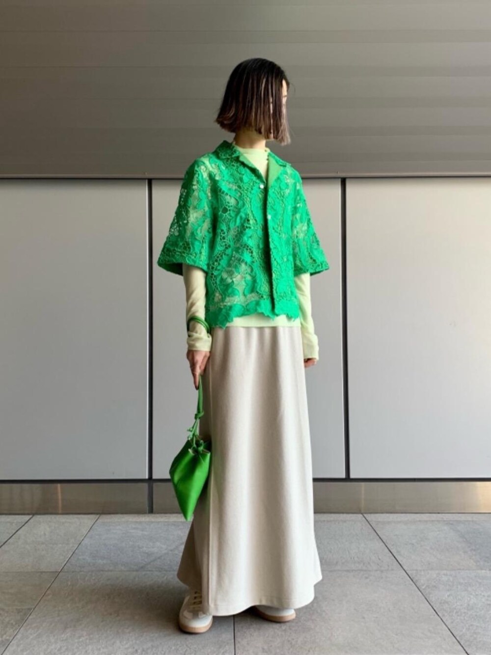 「ASTRAETの＜ASTRAET（アストラット）＞PE ビルドネック リブ プルオーバー（Tシャツ/カットソー、グリーン系）」を使った、ryoko kawaiさん（レディース・168cm）の冬コーディネートの1枚目の写真