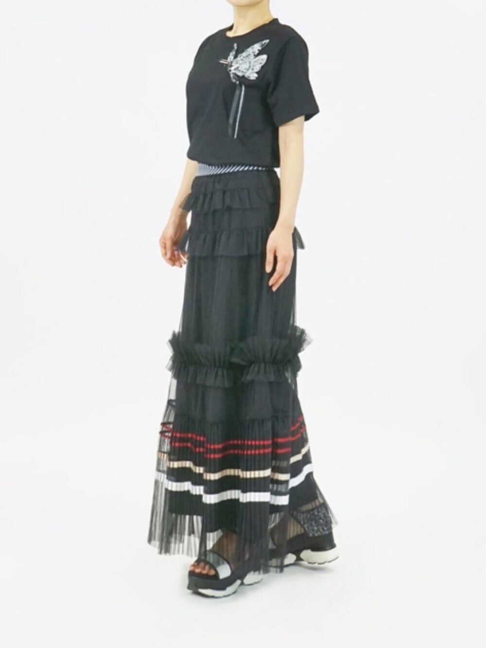 「プリーツスカート、シースルースカート、ブラックコーデ、プチプラ、モノトーン、透け感、女性らしい、レーススカート黒、レースコーデ」｜「SCRUMのシースルー・プリーツスカート（スカート、ブラック系）」を使った、SCRUMさん（レディース・161cm）の夏コーディネートの1枚目の写真