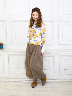 「花柄トップス」｜「アイテム（その他）」を使った、SCRUMさん（レディース・161cm）の春コーディネート