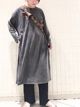 「DOUBLE NAME（ダブルネーム）の【merモデルまるちゃん着用】サイドメロウパンツ（その他パンツ）」を使った、DOUBLE NAME_officialさん（レディース・158cm）の秋コーディネート