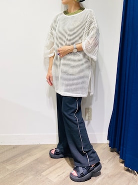 「DOUBLE NAME（ダブルネーム）の【merモデルまるちゃん着用】サイドメロウパンツ（その他パンツ）」を使った、DOUBLE NAME_officialさん（レディース・148cm）の秋コーディネート