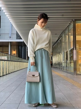 「SHIPS（シップス）のアイテム（スカート）」を使った、田中さん（レディース・160cm）の冬コーディネート