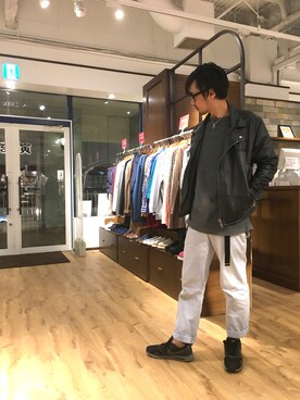 「Rough&Tumble（ラフアンドタンブル）のアイテム」を使った、Kazutoshi  Mukainoさん（メンズ・177cm）の春コーディネート