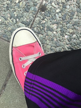 「CONVERSE（コンバース）のアイテム（スニーカー、ピンク系）」を使った、Kazutoshi  Mukainoさん（メンズ・177cm）の夏コーディネート