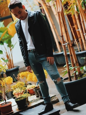 SAINT LAURENT PARISのデニムパンツ（ブルー系）を使った人気