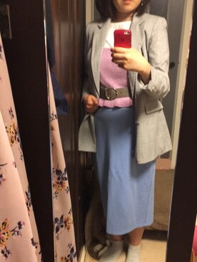 「ZARA（ザラ）のアイテム（テーラードジャケット、グレー系）」を使った、いきものの聖絵さん（レディース・163cm）の冬コーディネート