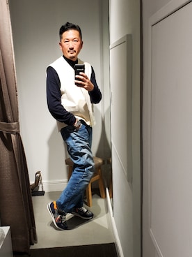 「URU（ウル）のアイテム（ベスト）」を使った、t頭さん（メンズ・171cm）の春コーディネート