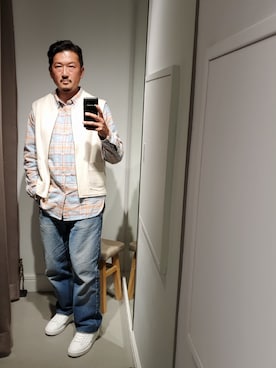 「URU（ウル）のアイテム（ベスト）」を使った、t頭さん（メンズ・171cm）の春コーディネート