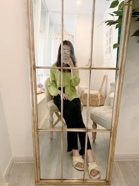 「A（エィス）のアイテム（トップス）」を使った、女仙黄小さん（レディース・165cm）の秋コーディネート