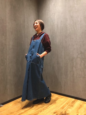 「LEE」｜「アイテム（オールインワン・サロペット）」を使った、harukaさん（レディース・160cm）の秋コーディネート