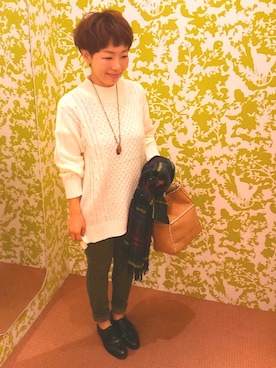 「earth music&ecology（アースミュージックアンドエコロジー）のアイテム（ストール/ショール）」を使った、immisaさん（レディース・154cm）の秋コーディネート