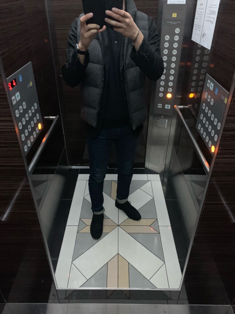 「GUのアイテム（ドレスシューズ、ブラック系）」を使った、yunyun_jpさん（メンズ・177cm）の秋コーディネートの1枚目の写真
