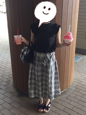 「Vivienne Westwood（ヴィヴィアンウエストウッド）のアイテム（トートバッグ、ブラック系）」を使った、misatoさん（レディース・156cm）の夏コーディネート
