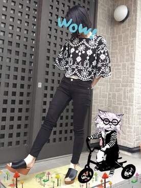 「ZARA（ザラ）のアイテム（Tシャツ/カットソー、ブラック系）」を使った、misatoさん（レディース・156cm）の夏コーディネート