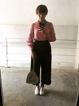 「SALAR（サラ）のアイテム」を使った、YIWENさん（レディース・165cm）の秋コーディネート