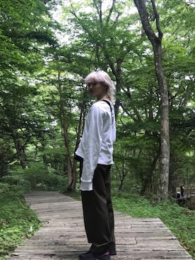 「UNIF（ユニフ）のアイテム（スラックス）」を使った、rio  shimizuさん（レディース・164cm）の冬コーディネート