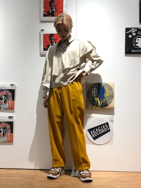 「アイテム（トップス、ベージュ系）」を使った、rio  shimizuさん（レディース・164cm）の夏コーディネート