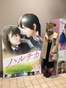 「chambre de charme（シャンブルドゥシャーム）のアイテム（ステンカラーコート）」を使った、やさん（レディース・165cm）の春コーディネート