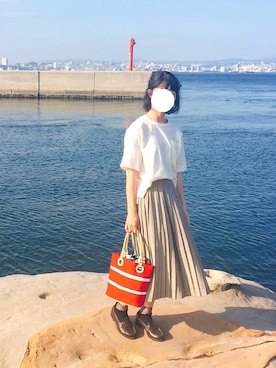 「niko and...（ニコアンド）のアイテム（Tシャツ/カットソー、ホワイト系）」を使った、さくらこ*さん（レディース・166cm）の夏コーディネート