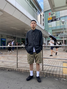 「Sourcream（サワークリーム）のアイテム（パンツ）」を使った、岡垣内拓/Taku  Okagochiさん（メンズ・181cm）の秋コーディネート