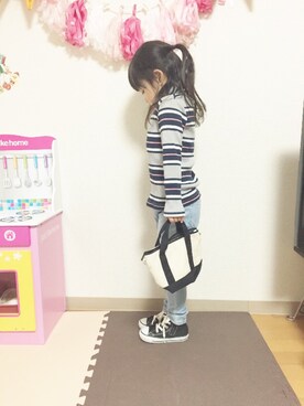 「GLOBAL WORK（グローバルワーク）の【キッズ】タートルネックT長袖/731849（Tシャツ/カットソー、グレー系）」を使った、miii☺︎さん（キッズ・100cm）の冬コーディネート